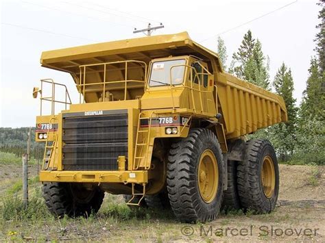 cat 776 skid steer|caterpillar 776 dump capacity.